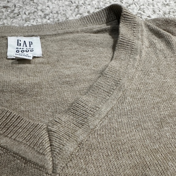 Gap For Good Cotton V-neck sweater - Picture 4 of 5